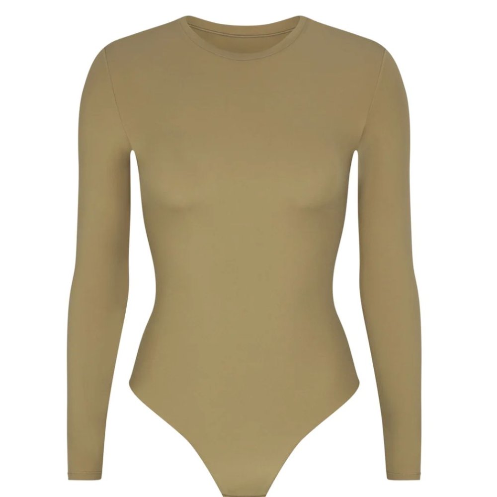 SKIMS FITS EVERYBODY KHAKI BODYSUIT SZ SMALL